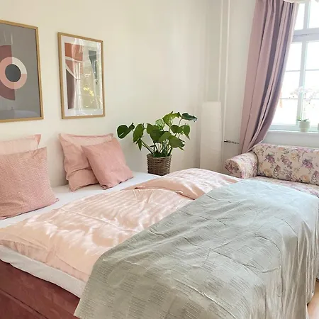 Boutique Apartment *