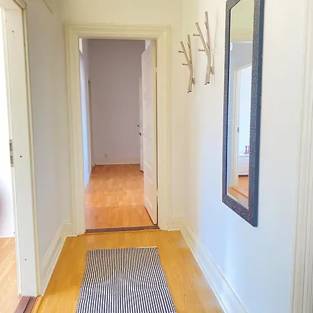 Boutique Apartment *